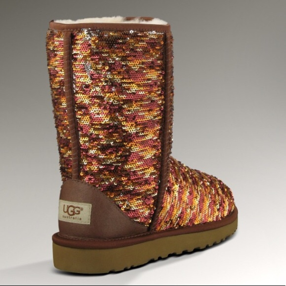 CLASSIC SHORT COSMOS SEQUIN UGGS- brown gold